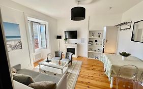En Face De L'Hotel Normandy - Appartement Dernier Etage